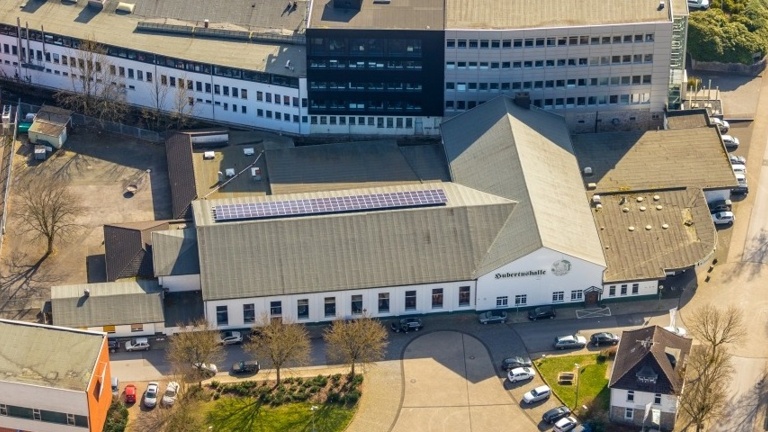Defibrillator für Hubertushalle Sundern